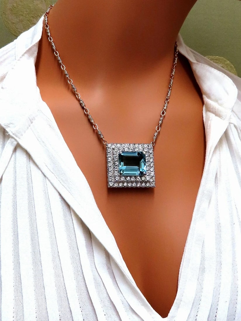 GIA Certified 25.48ct. Natural "Blue" Aquamarine 15ct Diamonds Necklace 18kt - 7