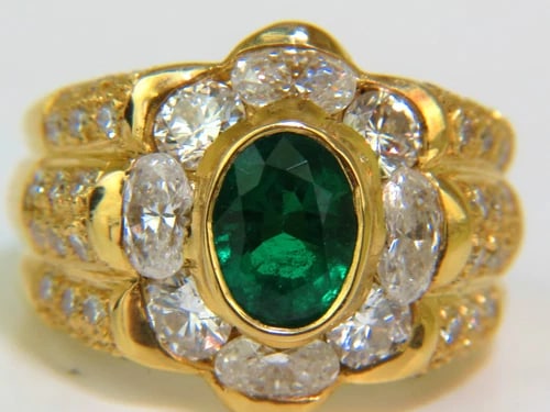 18KT GOLD 4.00CT NATURAL EMERALD DIAMOND RING - 7