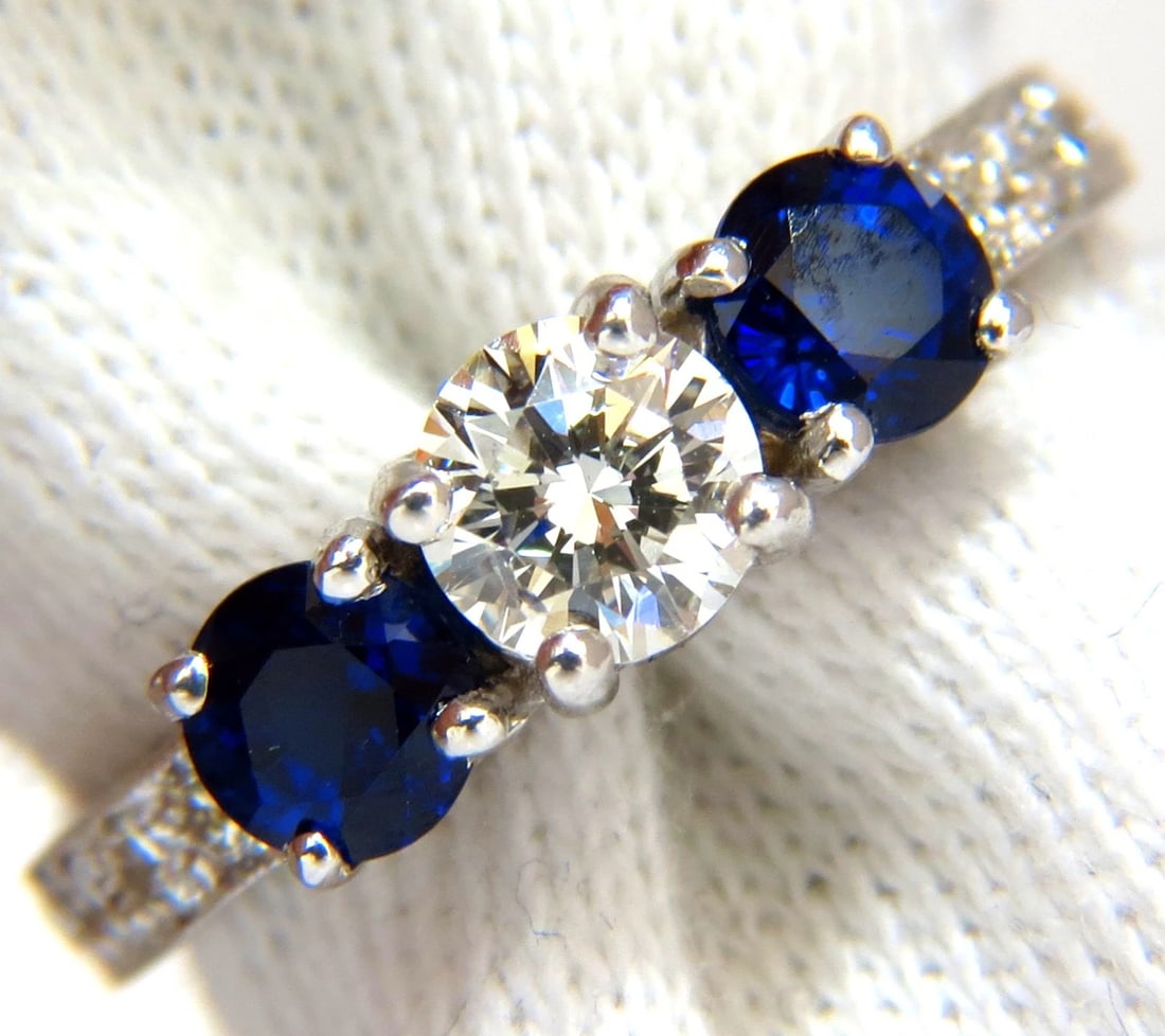 1.85ct NATURAL BLUE SAPPHIRE DIAMONDS RING 14KT CLASSIC THREE BEAD SET - 2