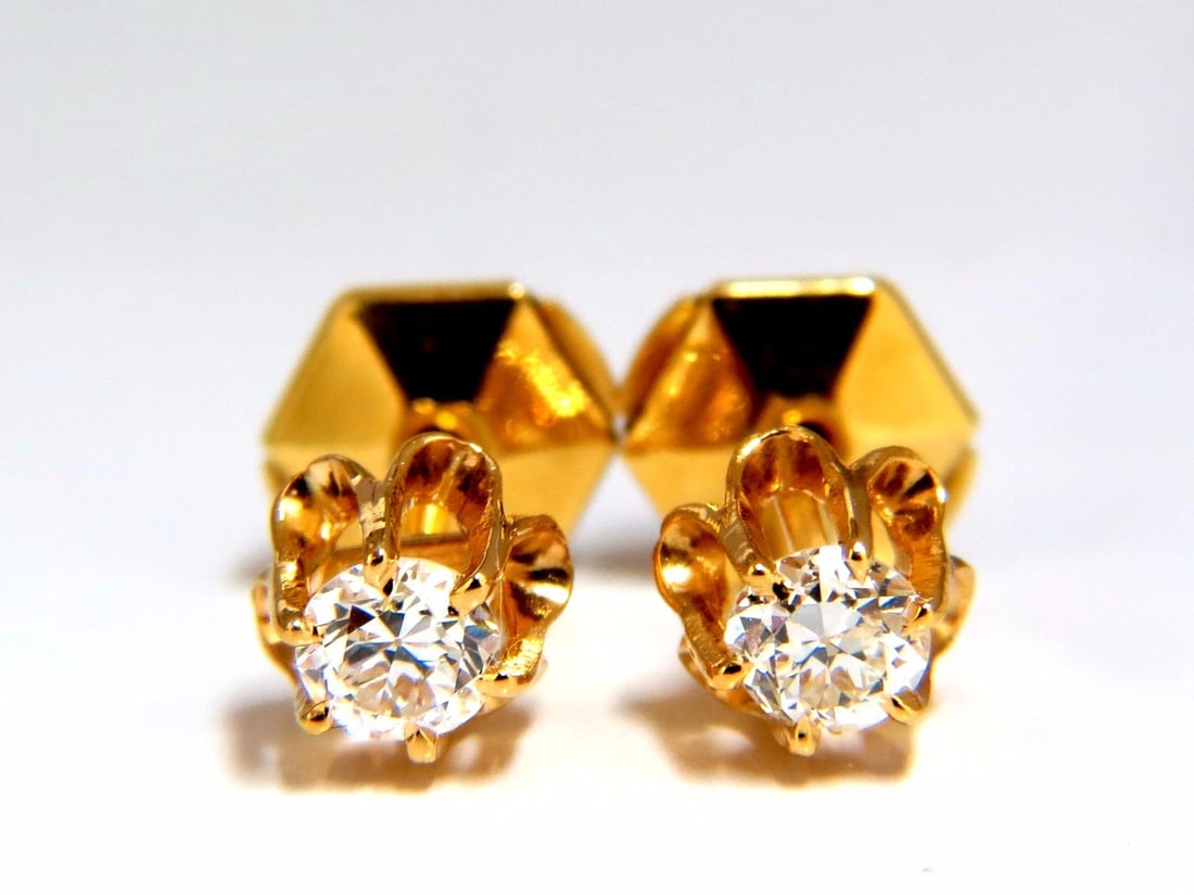 .50ct natural round single cut diamond stud earrings 14kt Victorian: Title: .50ct natural round single cut diamond stud earrings 14kt Victorian Description: MAGNIFICENT JEWELS Victorian Stud .50ct. Round, Single cut diamond earrings H-color Vs-2 clarity. 4mm wide 1.7 g