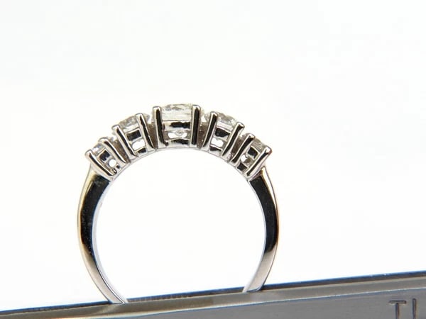 1.20CT NATURAL DIAMONDS BAND 5 STONE RING 14KT GOLD H/VS - 7