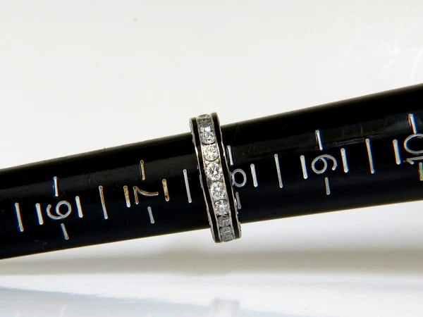 2.26CT NATURAL DIAMONDS ETERNITY BAND 14KT & BLACK ENAMEL 14KT - 7
