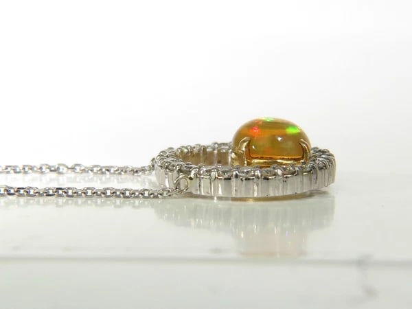 2.60CT NATURAL VIBRANT OPAL DIAMOND NECKLACE 14KT - 6