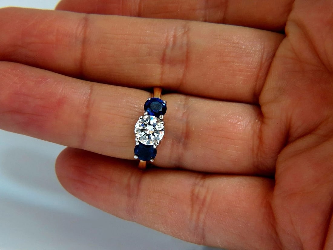 GIA 2.57CT NATURAL ROUND BRILLIANT DIAMOND RING CLASSIC THREE SAPPHIRE - 7