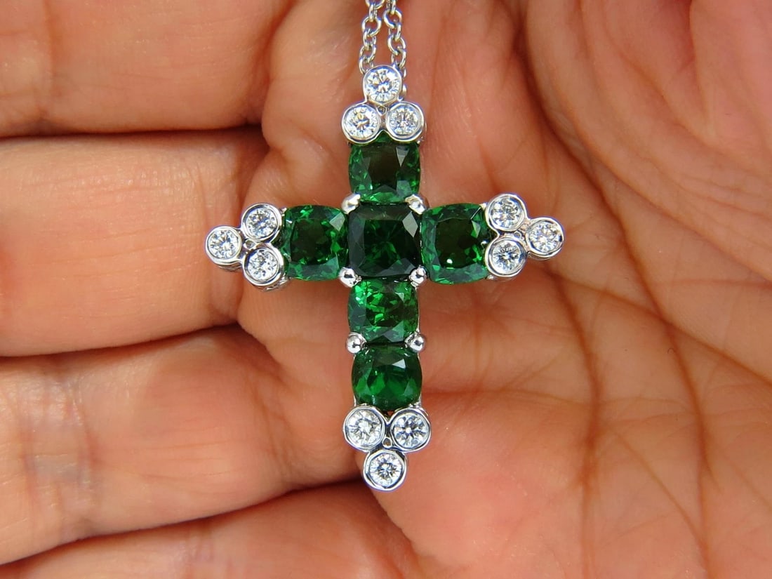 7.42CT NATURAL VIVID GREEN TSAVORITE DIAMONDS CROSS PENDANT 14KT - 6
