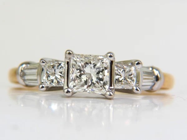 1.30CT CLASSIC PRINCESS NATURAL DIAMOND RING 14KT I/SI-2 - 2