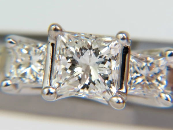 1.30CT CLASSIC PRINCESS NATURAL DIAMOND RING 14KT I/SI-2 - 5