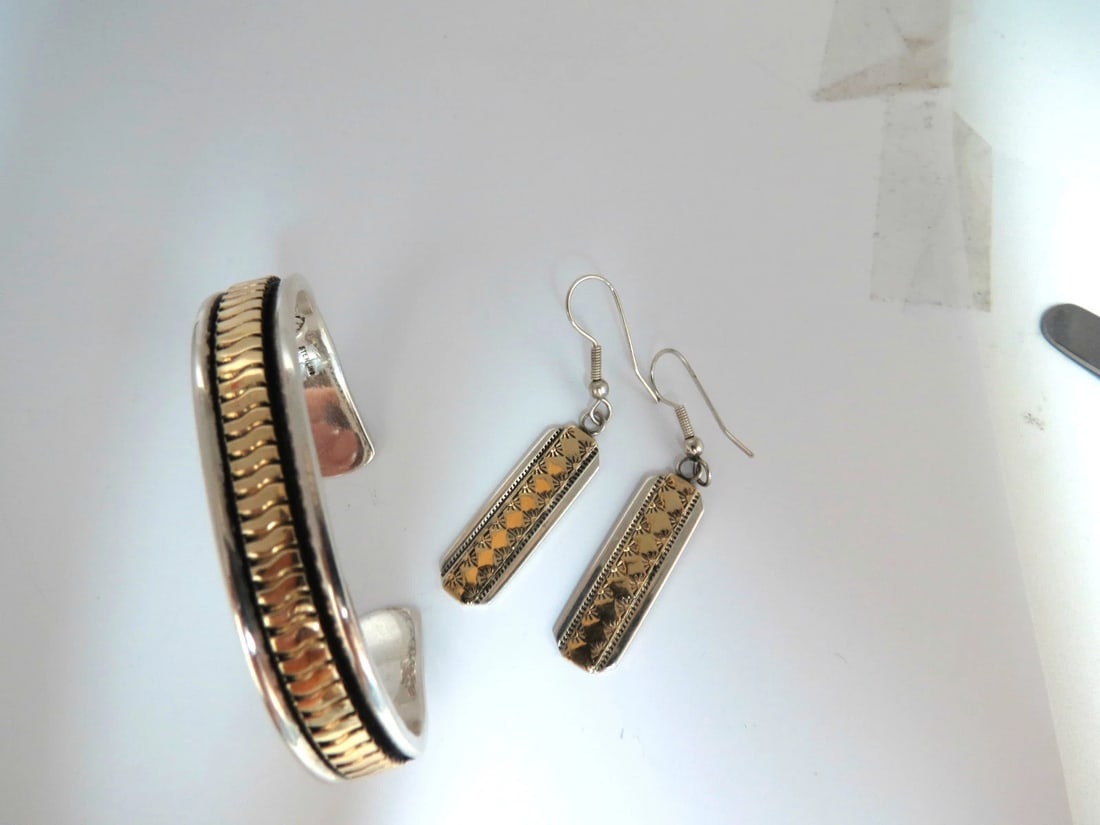 Designer: C. Harrell Dangling earrings & Bangle Bracelet 14kt & 925 - 2