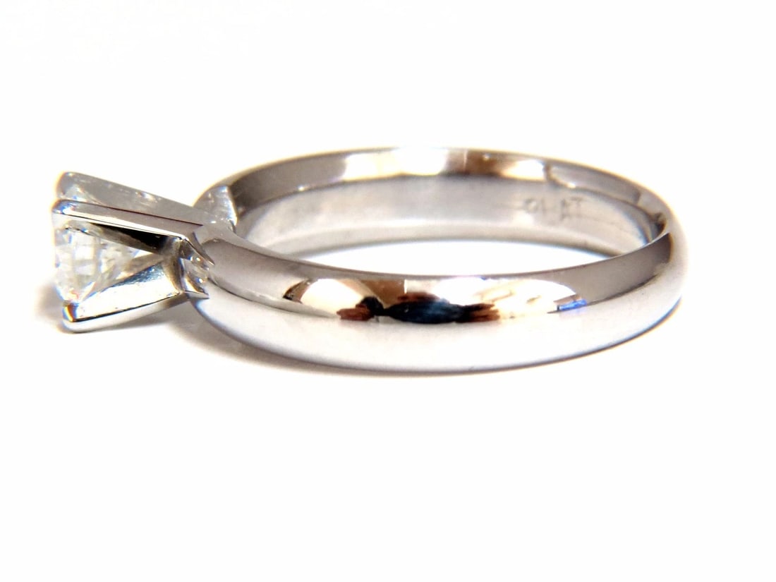 GIA Certified .51ct E Vs2 natural round diamond ring platinum - 4
