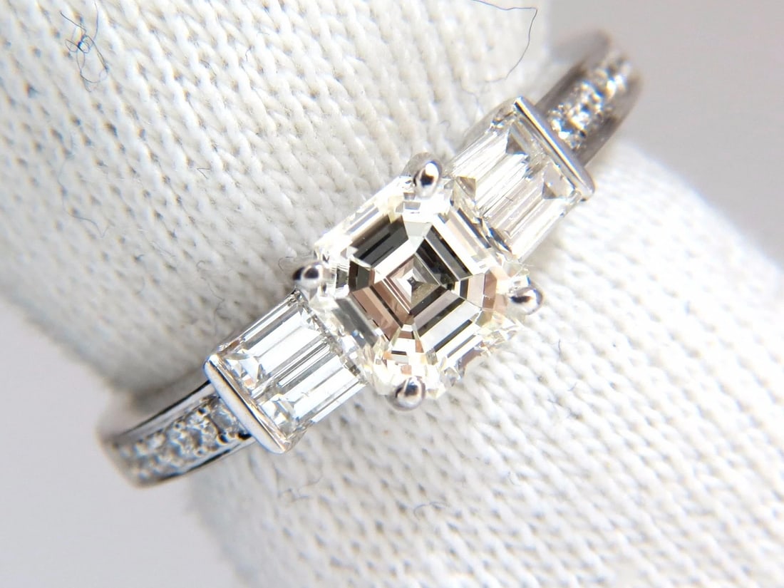 GIA Certified 1.62ct natural asscher diamond ring engagement classic 18kt - 6