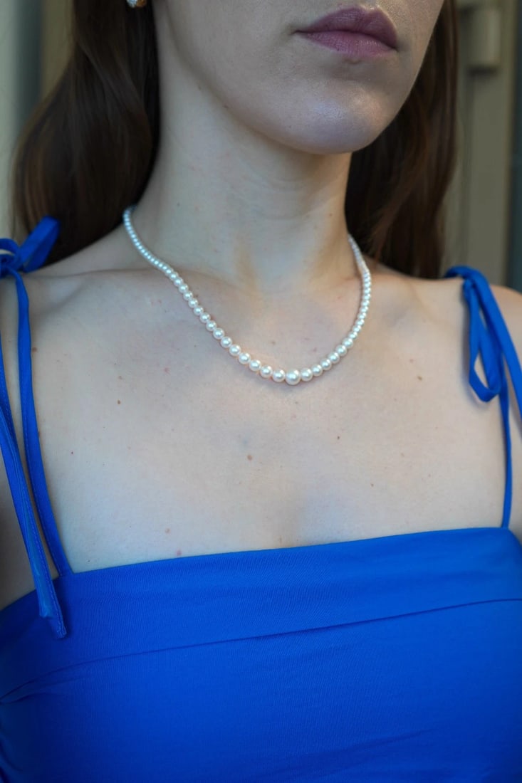 Vintage Mikimoto Akoya Pearl Graduated Necklace with Silver Clasp - 3