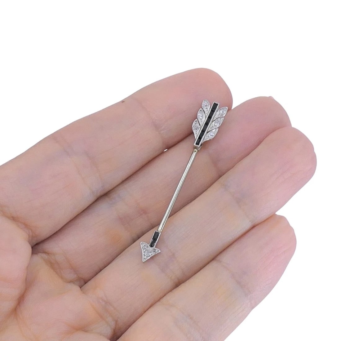 Art Deco 18k Gold Diamond Arrow Jabot Pin - 2