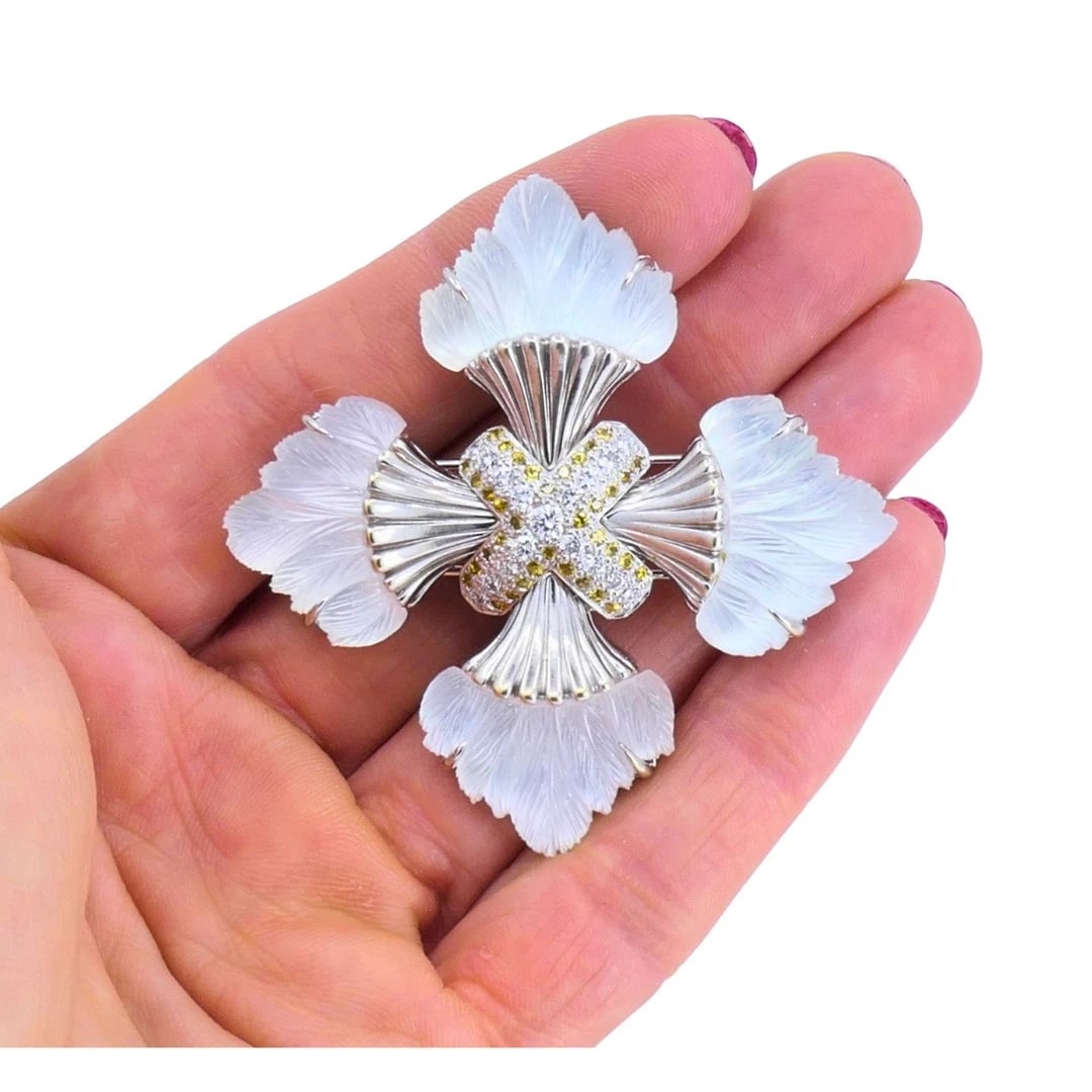 Seaman Schepps 18k Gold Diamond Maltese Cross BROOCH Carved Rock Crystal Sapphir - 7