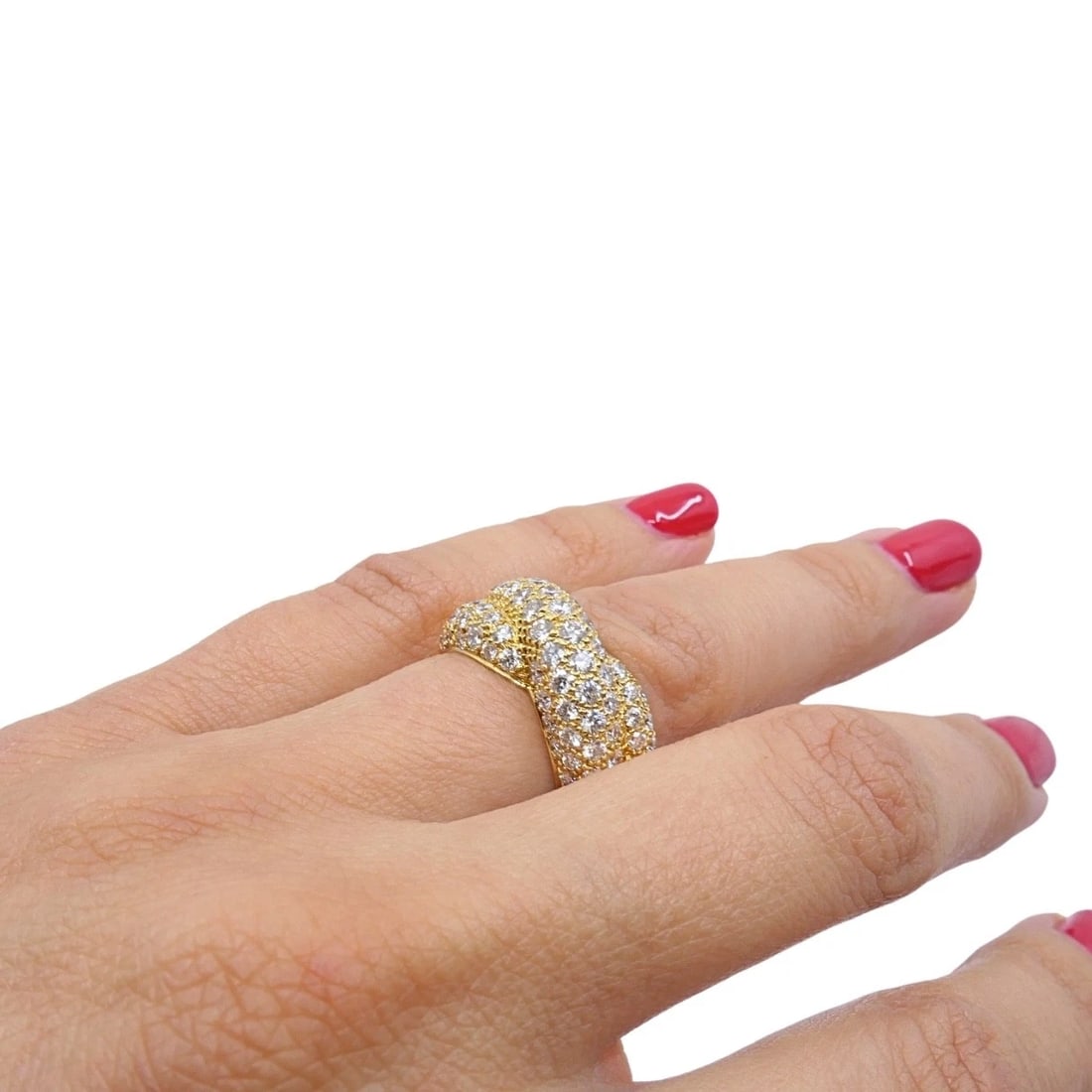 Van Cleef & Arpels 18k Gold Pavé Diamond Bombé Crossover Ring - 3