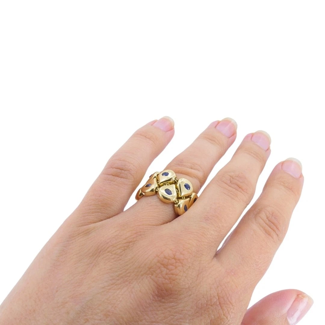 Chaumet Paris Tsouka 18k Gold Flexible Sapphire Teardrop Ring - 3