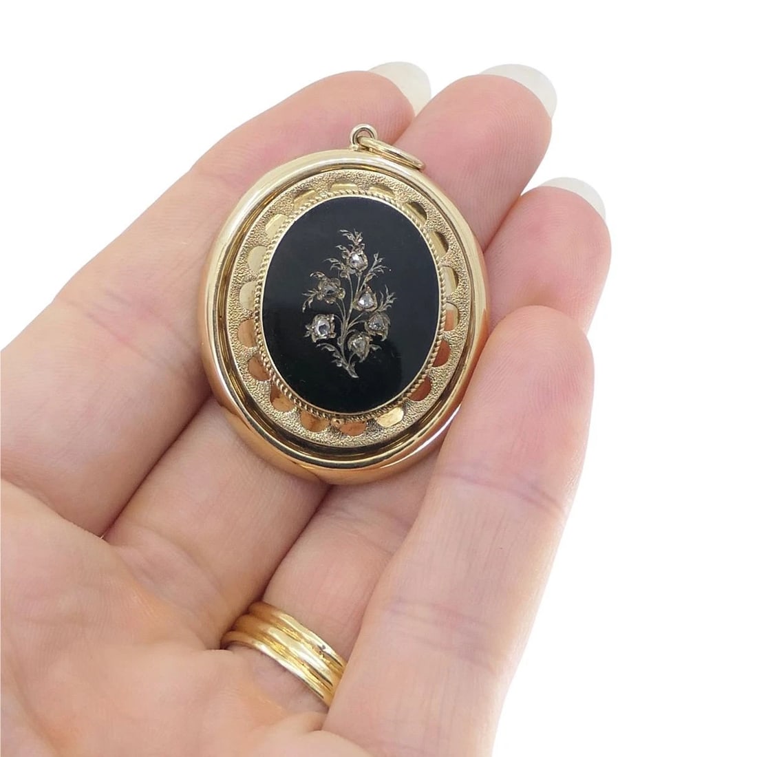 Victorian 14k Gold Enamel Rose Cut Diamond Pendant - 2