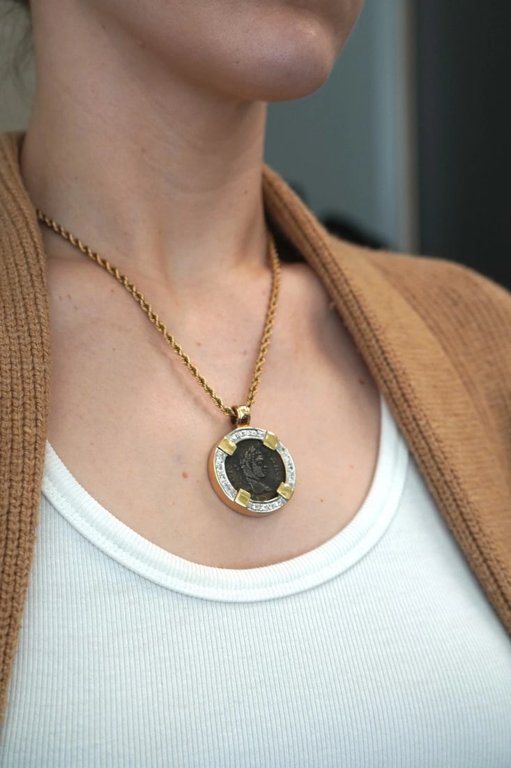 Vintage 14k Gold Diamond Ancient Coin Pendant Necklace - 2
