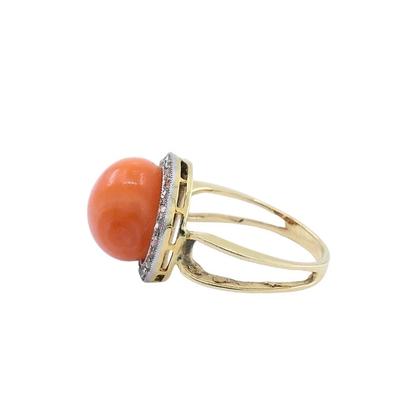 Vintage 14k Gold Coral Cabochon Diamond Halo Ring - 4