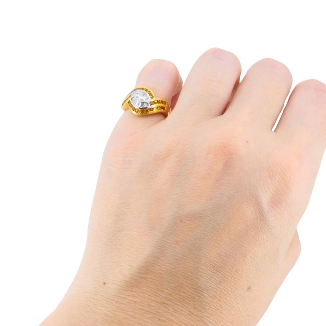 Vintage French 18k Gold Diamond Citrine Ring - 2