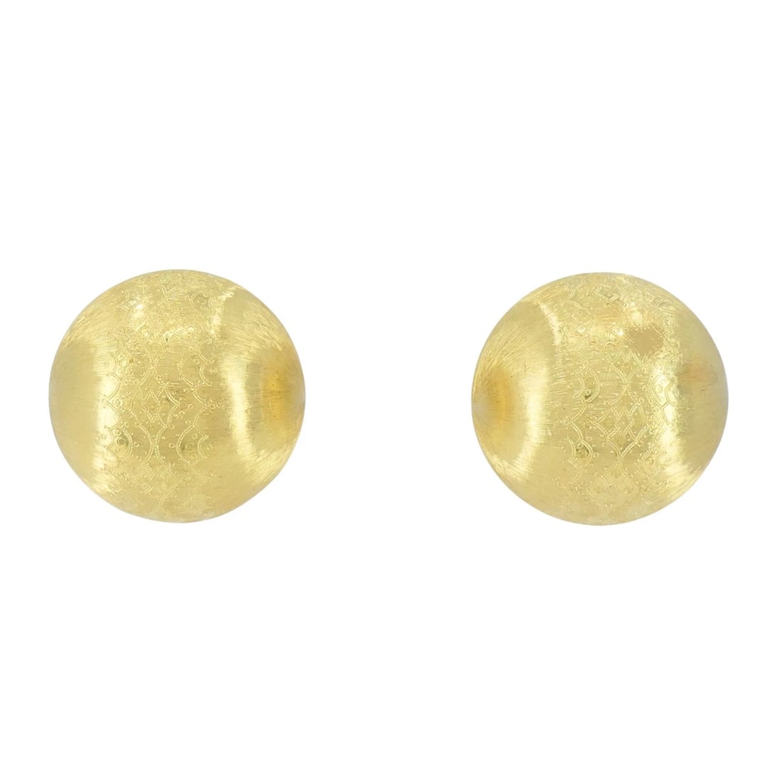 Vintage Buccellati 18k Gold Ball Earrings: KL GTOO These exquisite Buccellati 18K yellow gold dome earrings embody the Italian maison’s signature artistry and devotion to hand craftsmanship. Each earring features the brand’s iconic