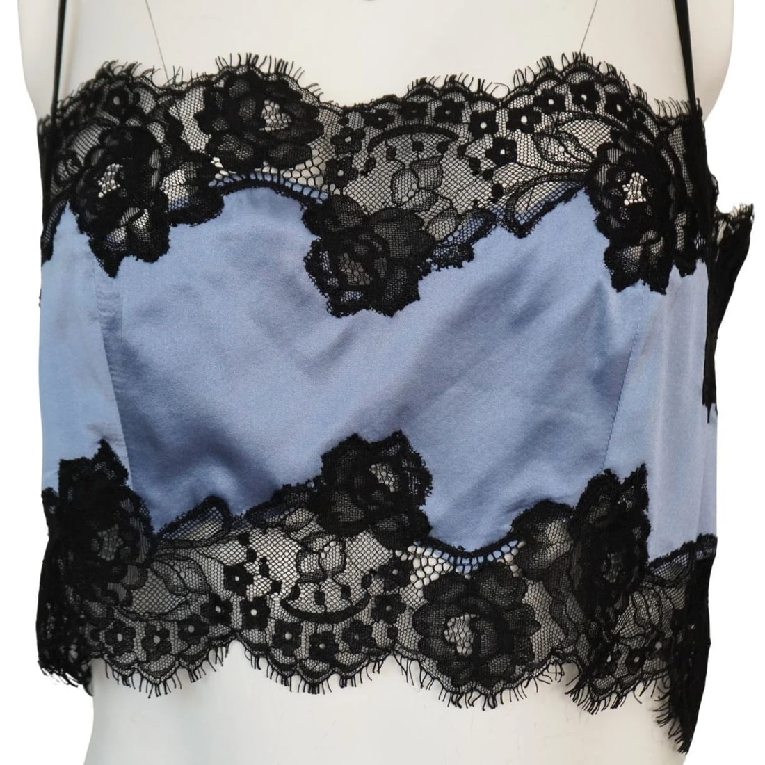Fleur Du Mal Blue Silk Black Lace Cropped Tank Top: KL Black lace Blue Silk Side zip closure Size small Cropped top Excellent condition Bust 31" Reserve: $360.00 Shipping: Domestic: Flat-rate of $69.95 to anywhere within the contiguous
