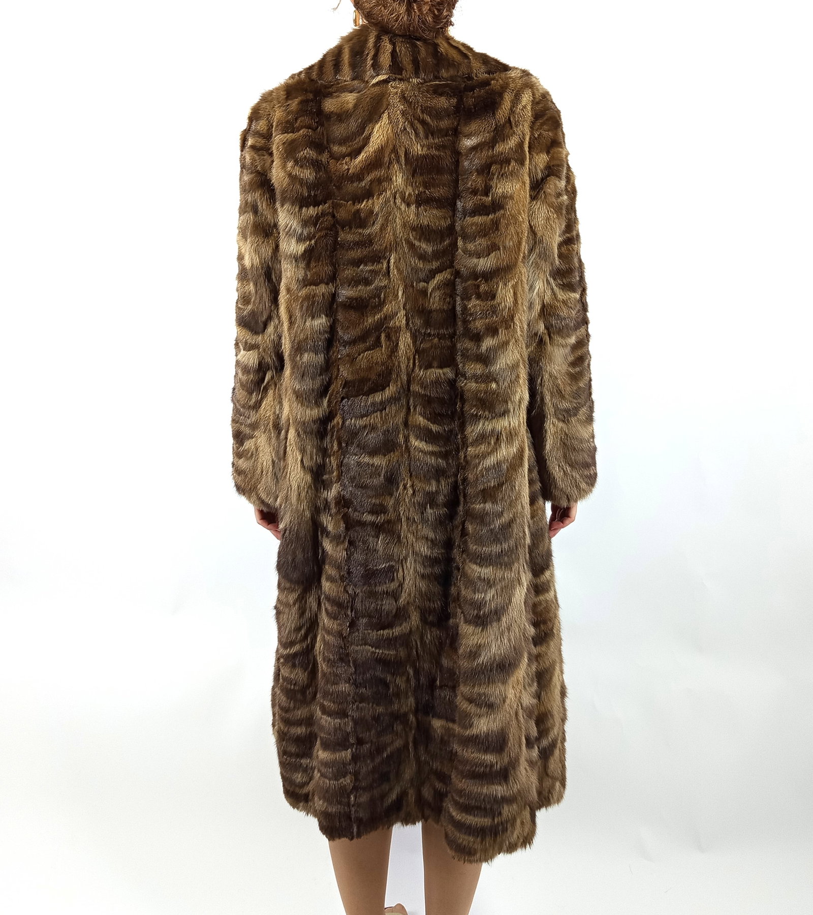 SABLE FUR COAT EU: L; US: 16 - 5