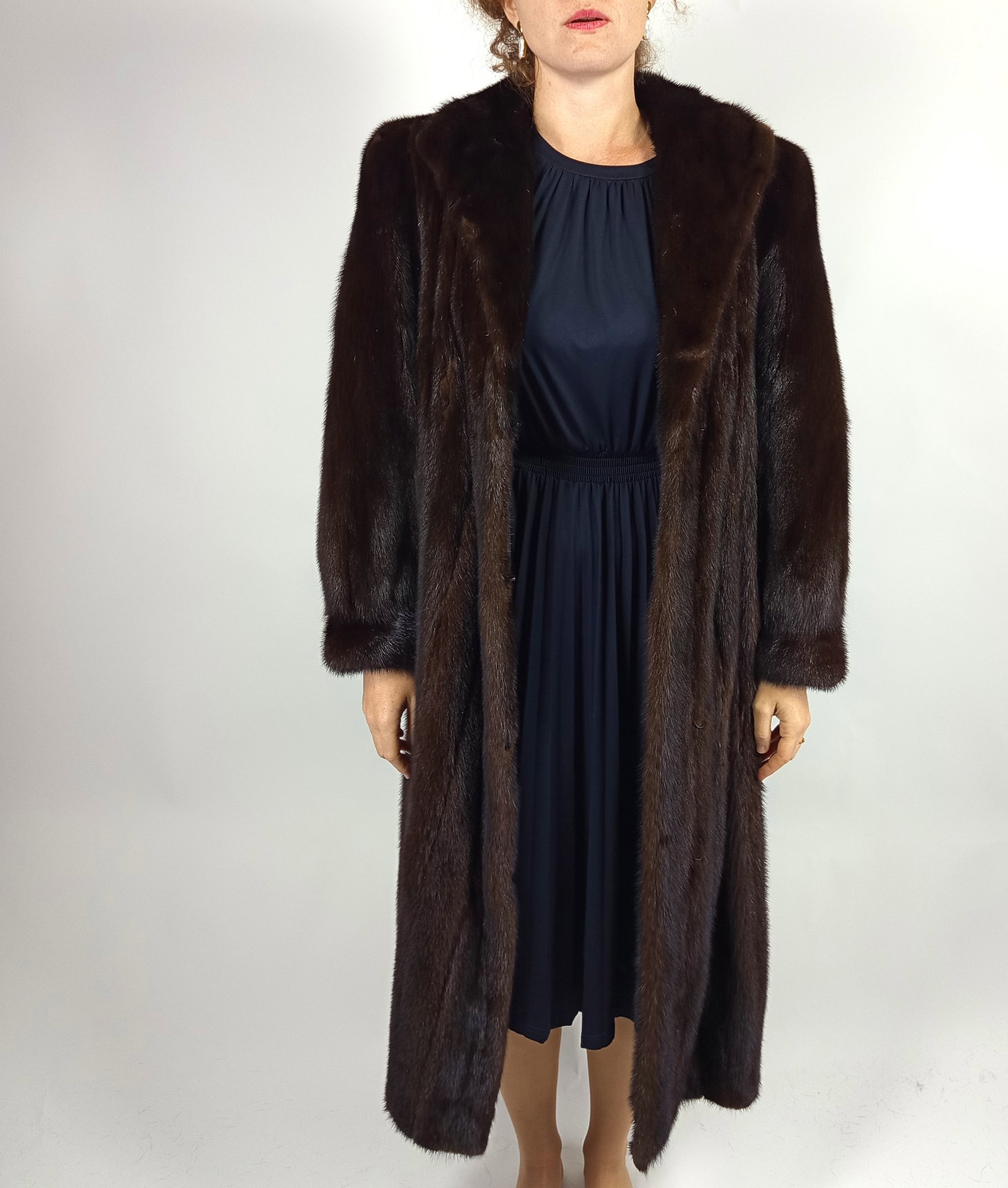 MAHOGANY MINK FUR COAT EU: XXL ; US: 22 - 2
