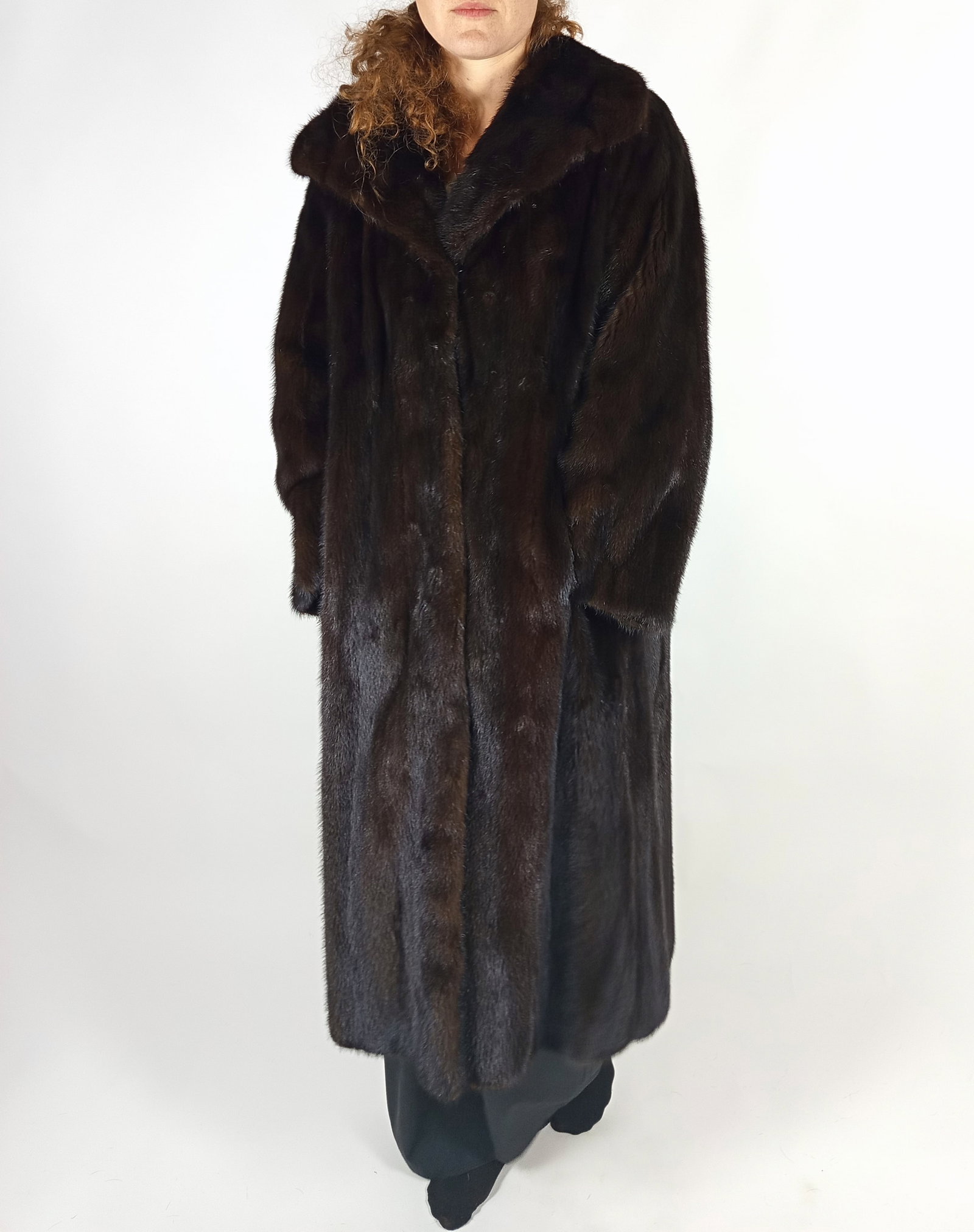 BLACKLAMA MAHOGANY MINK FUR COAT EU: XL ; US: 18 - 11