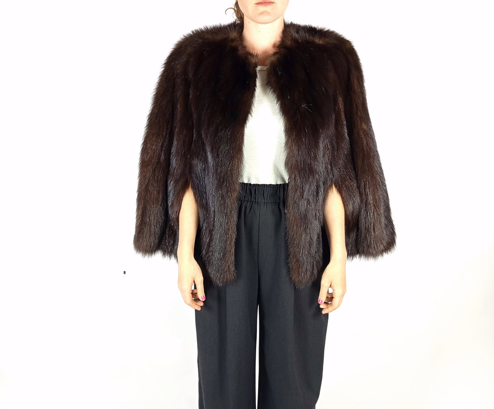 BROWN MINK FUR CAPE/STOLE EU: XS ; US: 2 - 2