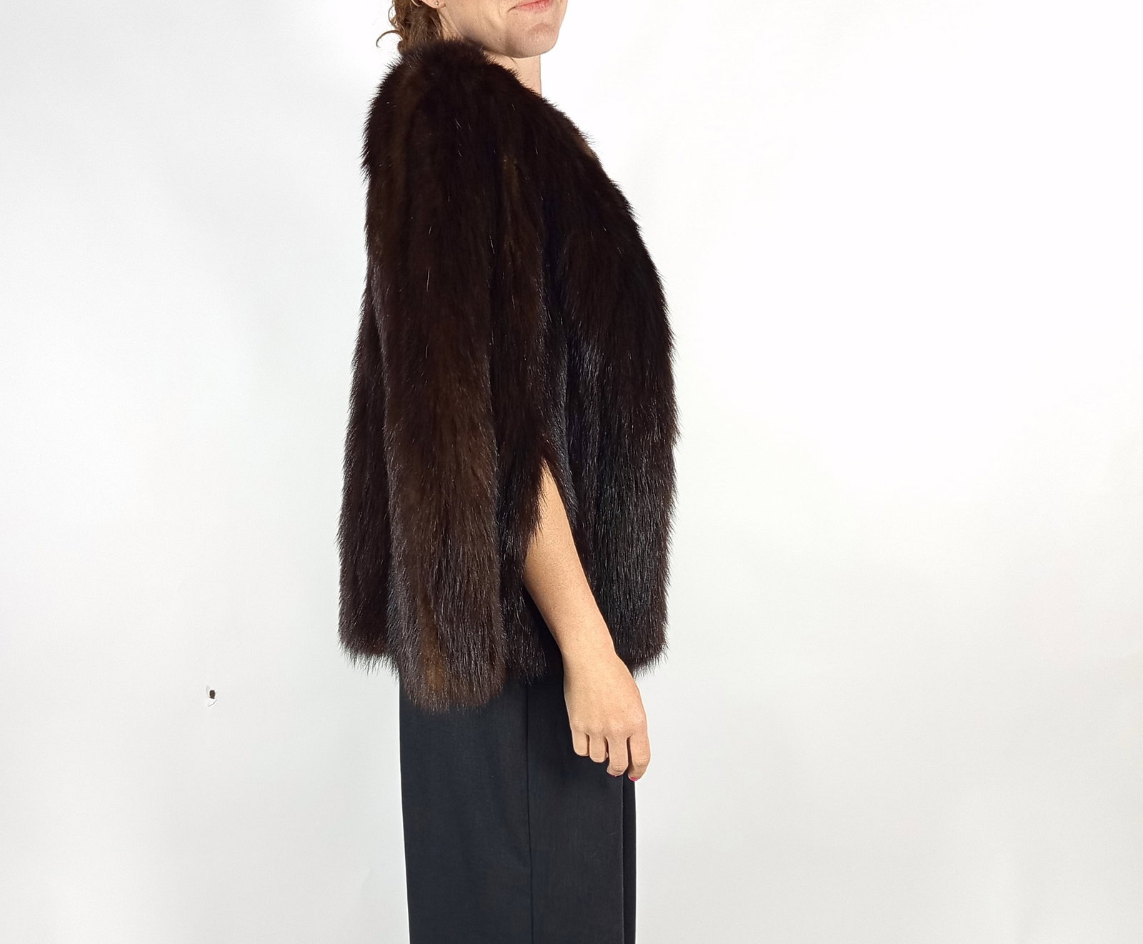 BROWN MINK FUR CAPE/STOLE EU: XS ; US: 2 - 6