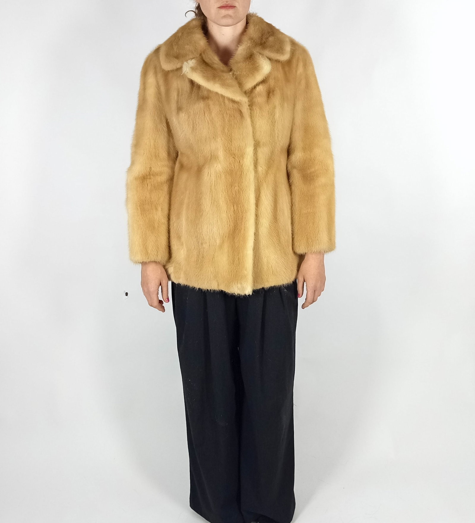 CREAM MINK FUR JACKET EU: S ; US: 6 - 11