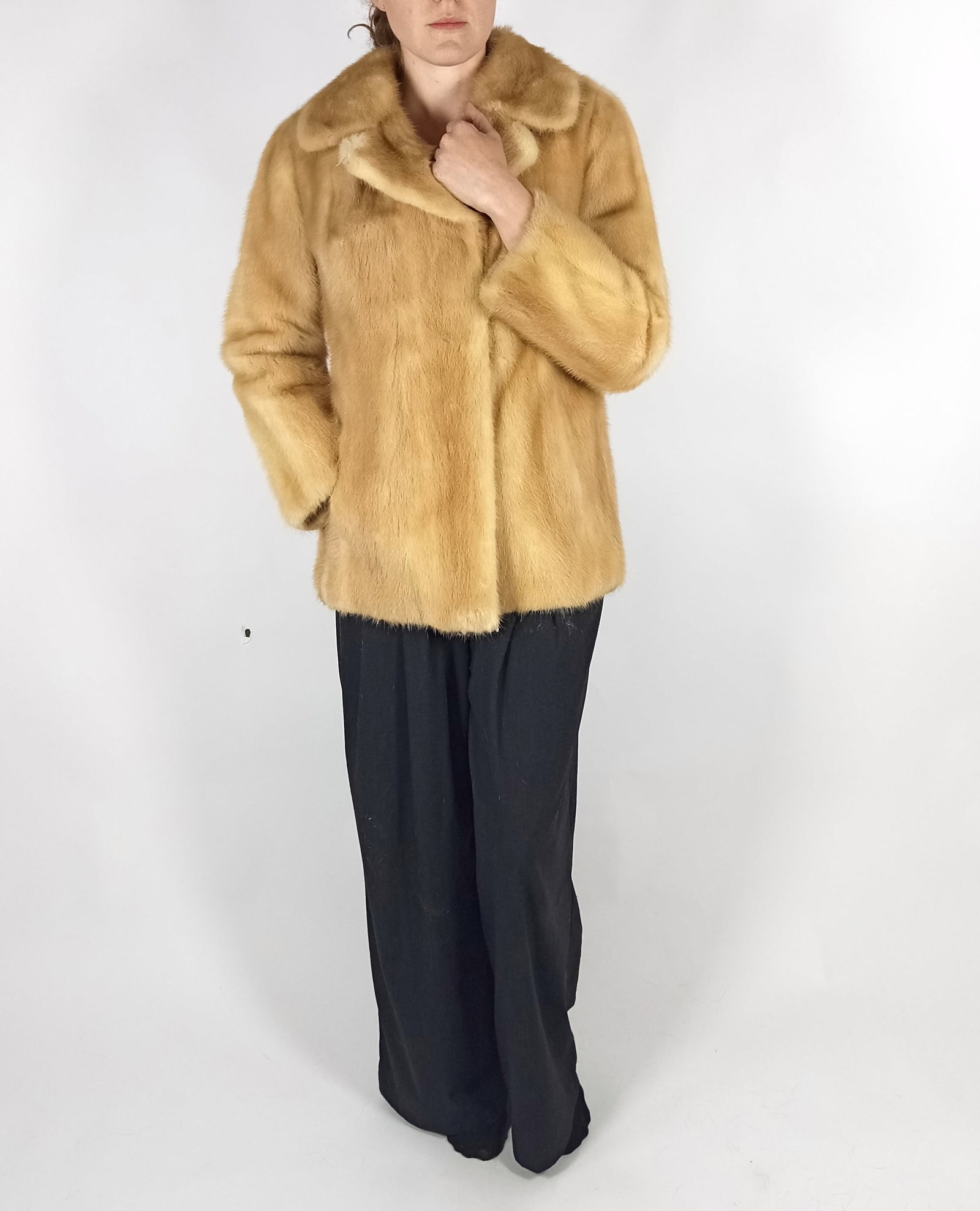 CREAM MINK FUR JACKET EU: S ; US: 6 - 2