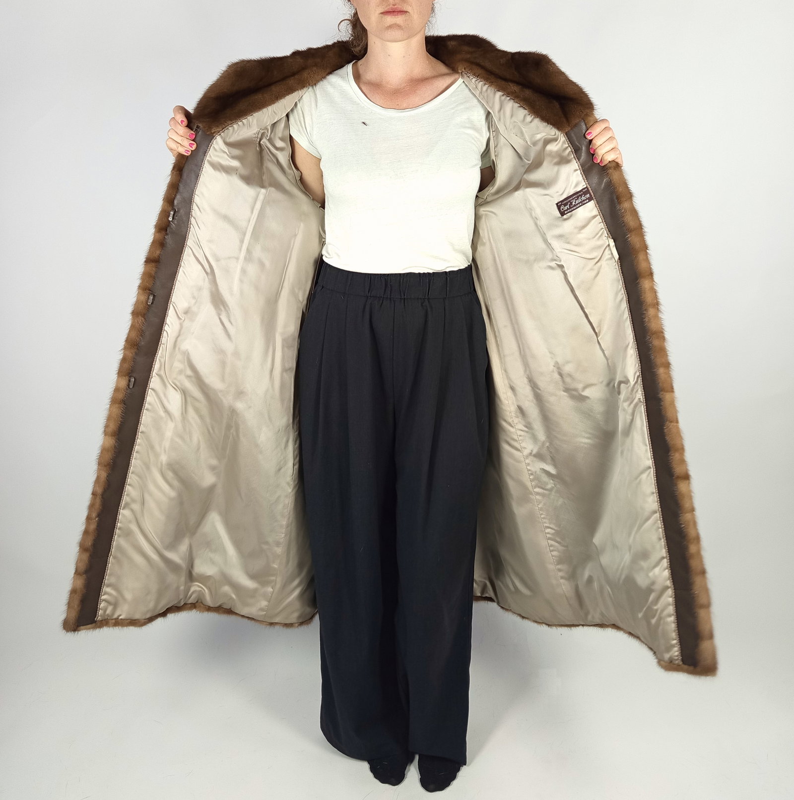 LIGHT BROWN MINK COAT EU: L ; US: 16 - 11