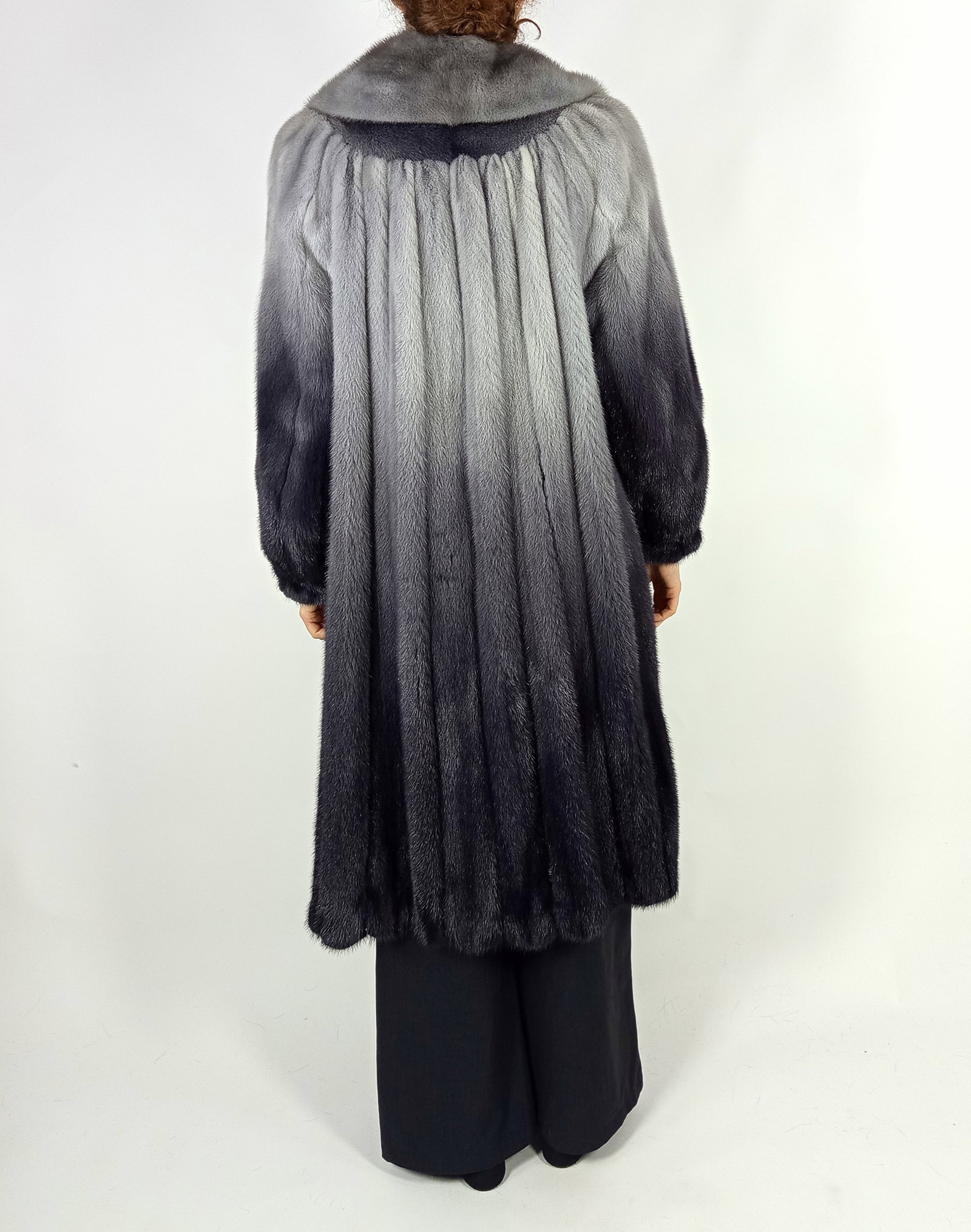 DEGRADE MINK FUR COAT SNAKE SKIN PANELS EU: L ; US: 16 - 4