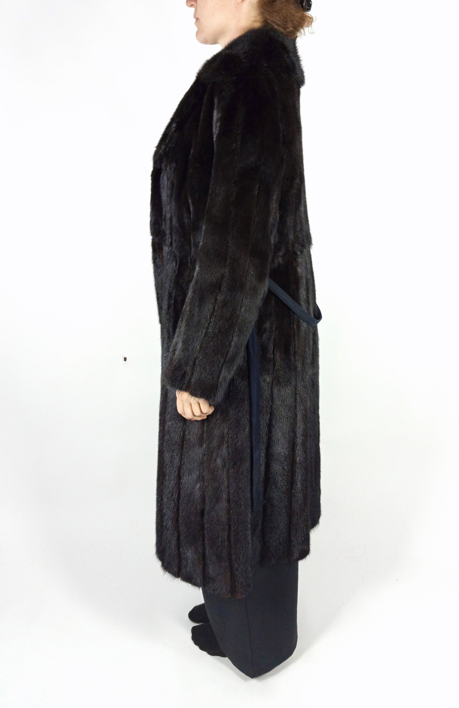 SAGA MAHOGANY MINK FUR COAT EU: L ; US: 16 - 5