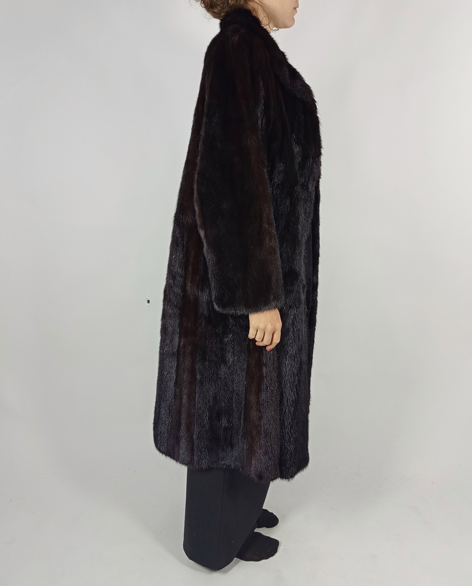 MAHOGANY MINK FUR COAT EU: L ; US: 16 - 6
