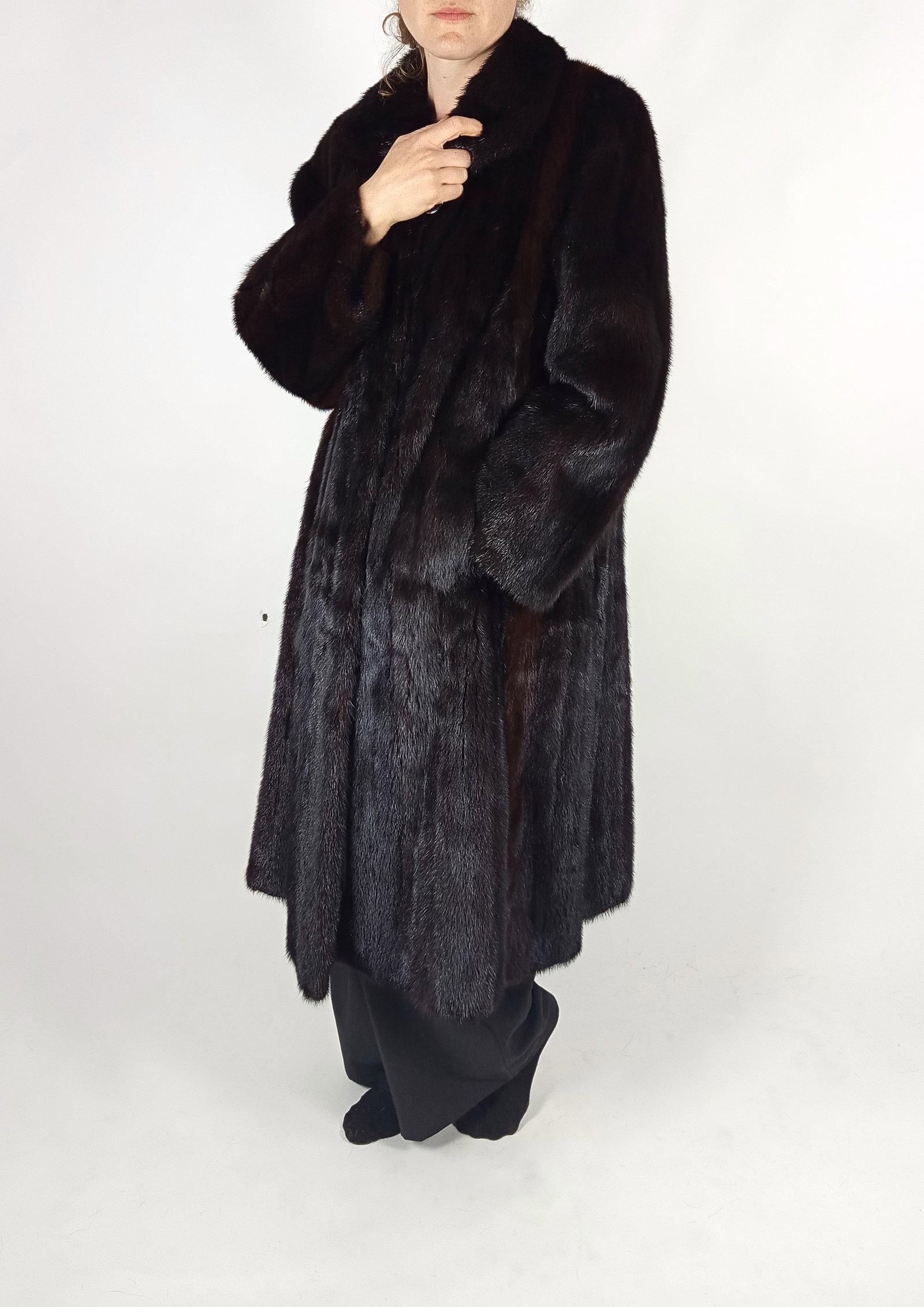 MAHOGANY MINK FUR COAT EU: L ; US: 16 - 9