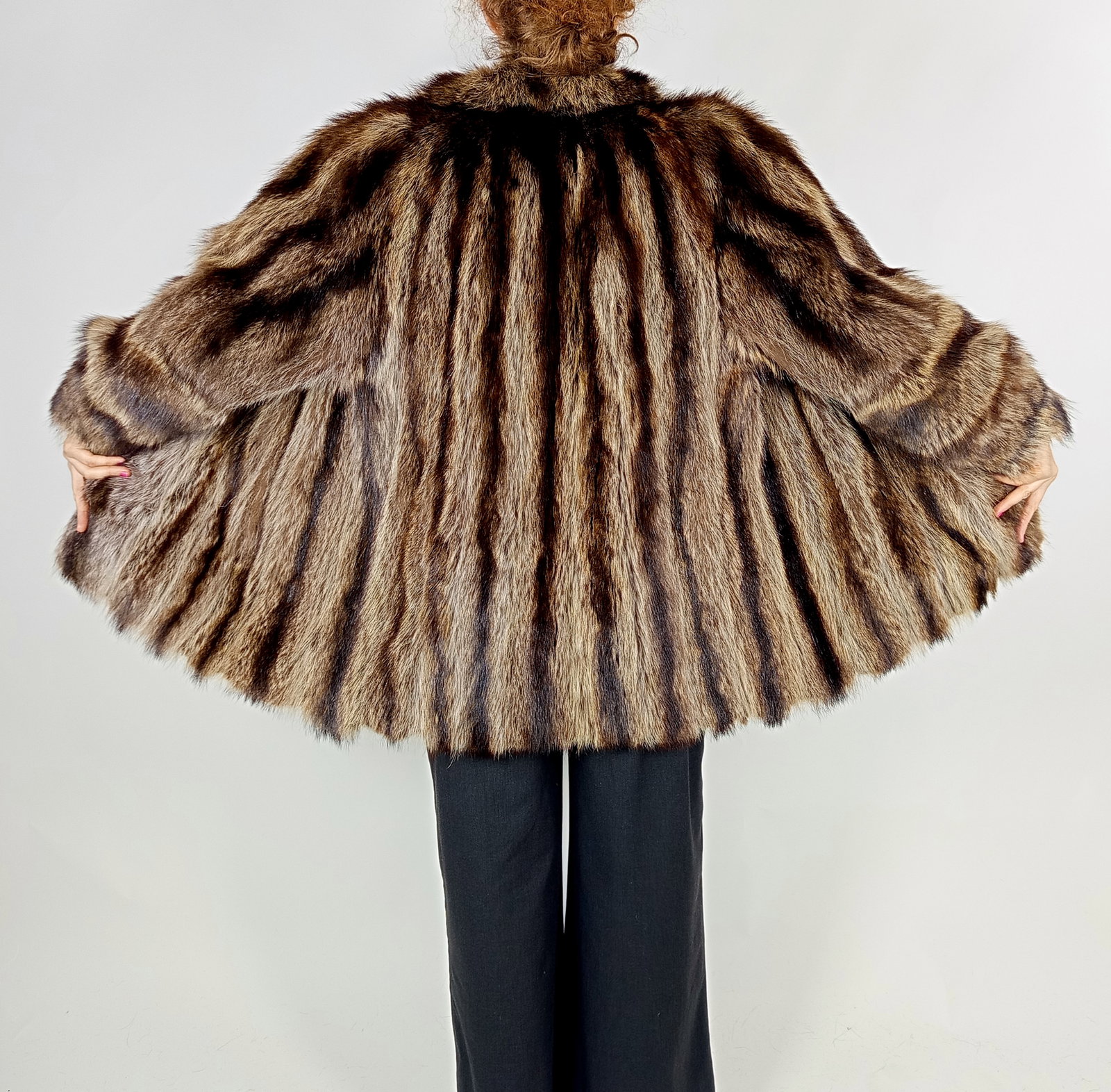 RACCOON FUR JACKET EU: L ; US: 16 - 4