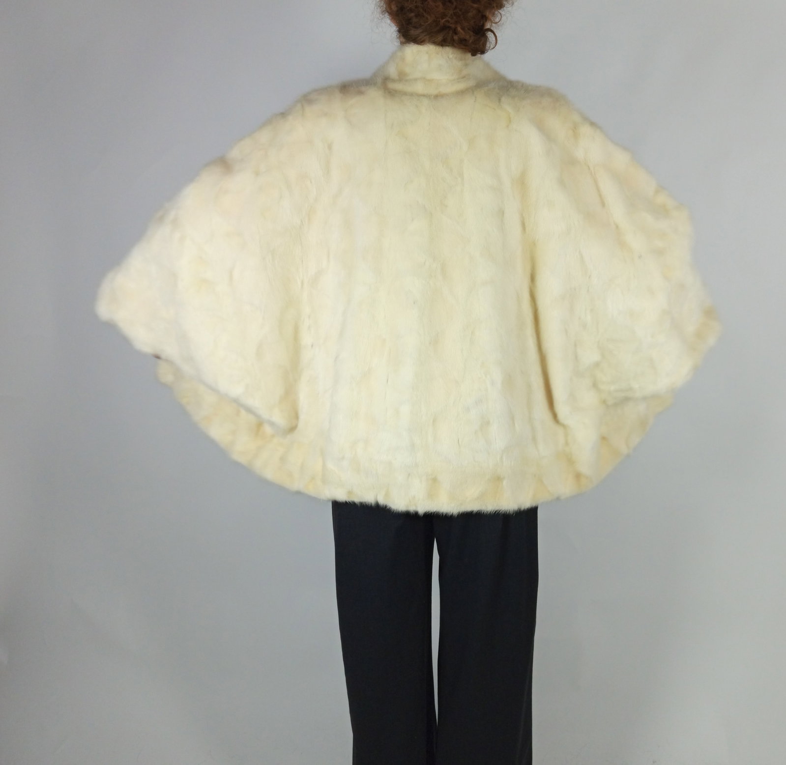 OFWHITE BOMBER MINK JACKET EU: XXL ; US: 24 - 7