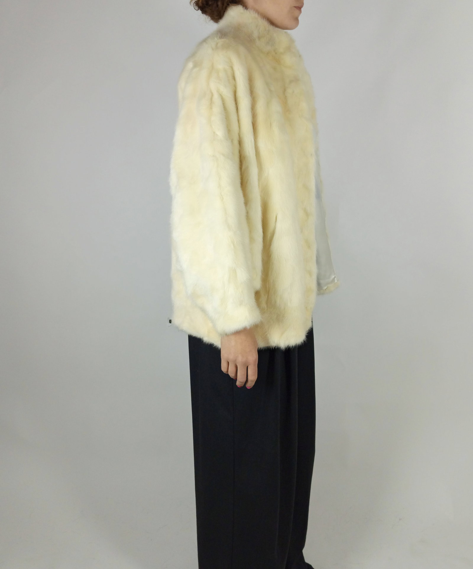 OFWHITE BOMBER MINK JACKET EU: XXL ; US: 24 - 8
