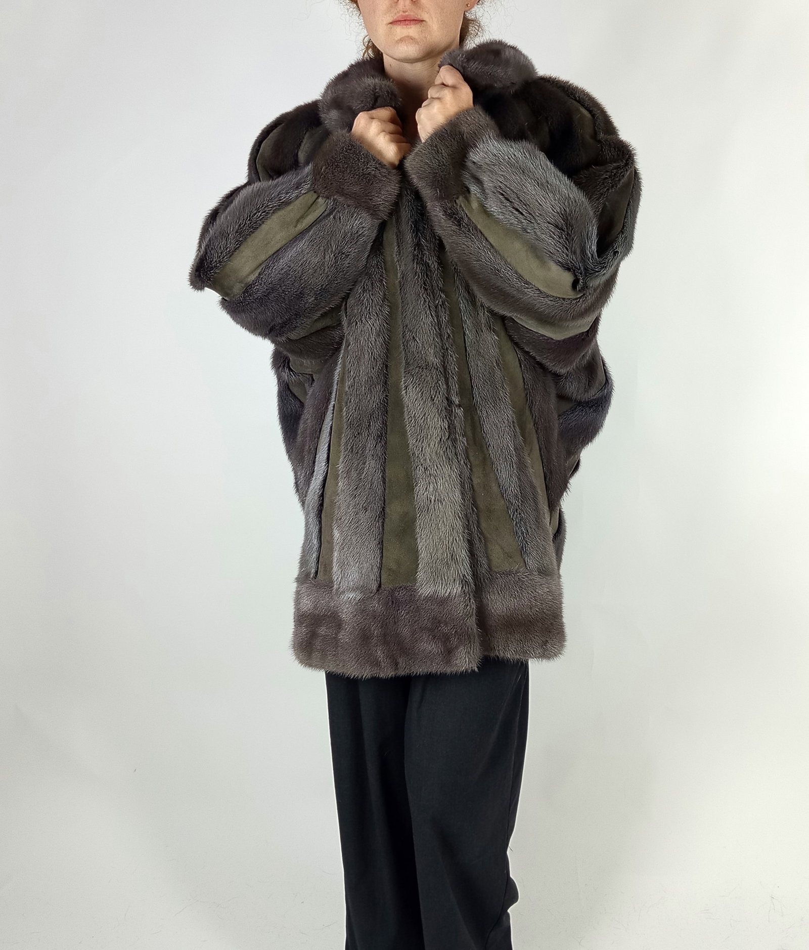 GREY MINK BOMBER JACKET EU: XXL ; US: 24 - 11