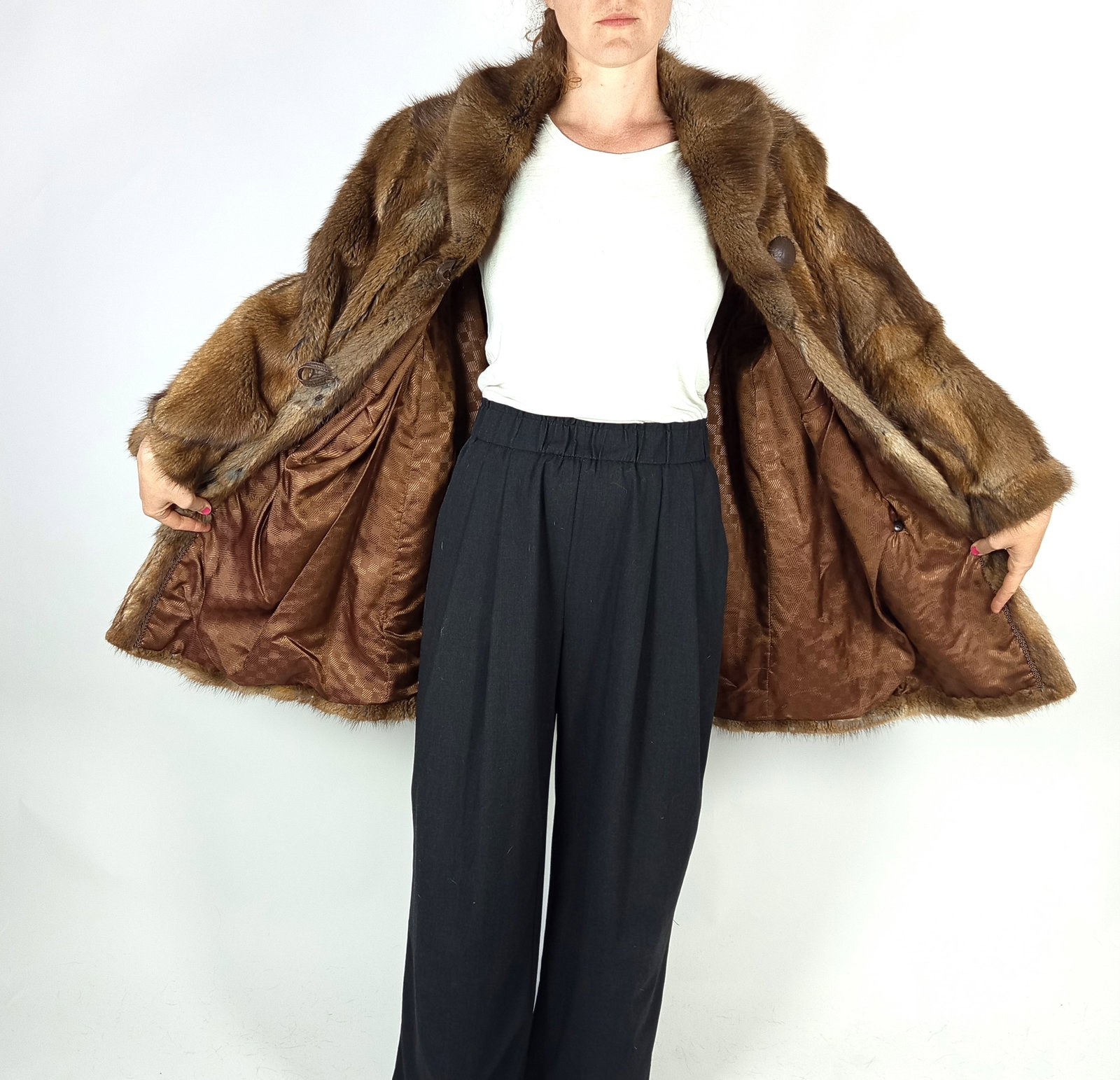 BISAM FUR JACKET EU: XL ; US: 18 - 7