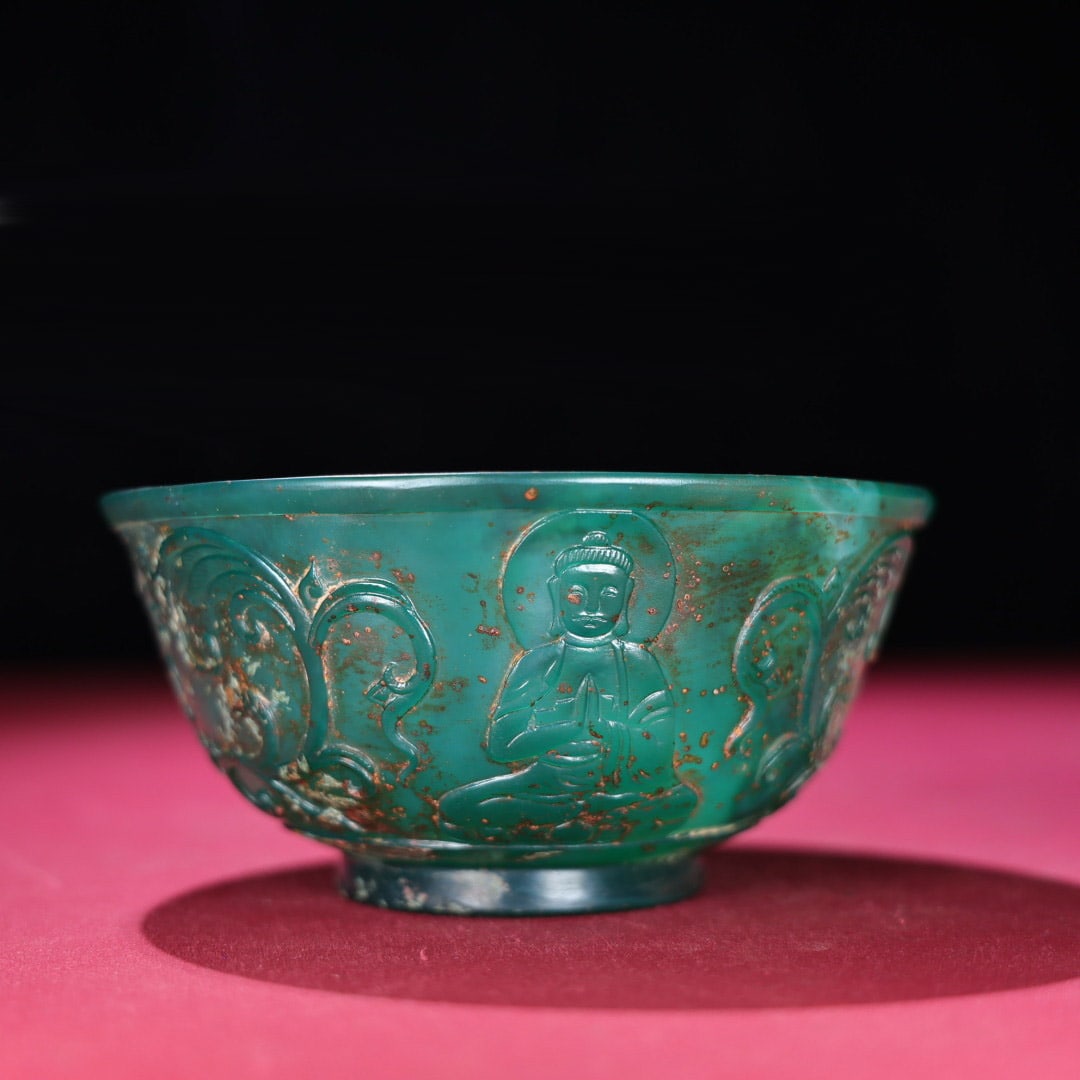 Vintage Green Agate Hand Carved Budhha Bowl: Title: Old Hetian Jade Dragon Pendant Date/Period: After1924 Origin: Chinese Dimension: 59x80x25(mm) 2.32x3.15x0.98(inches) Weight 0.35 lbs/157g Materials: Hetian Jade Reserve: $1,800.00 Shipping: Dom
