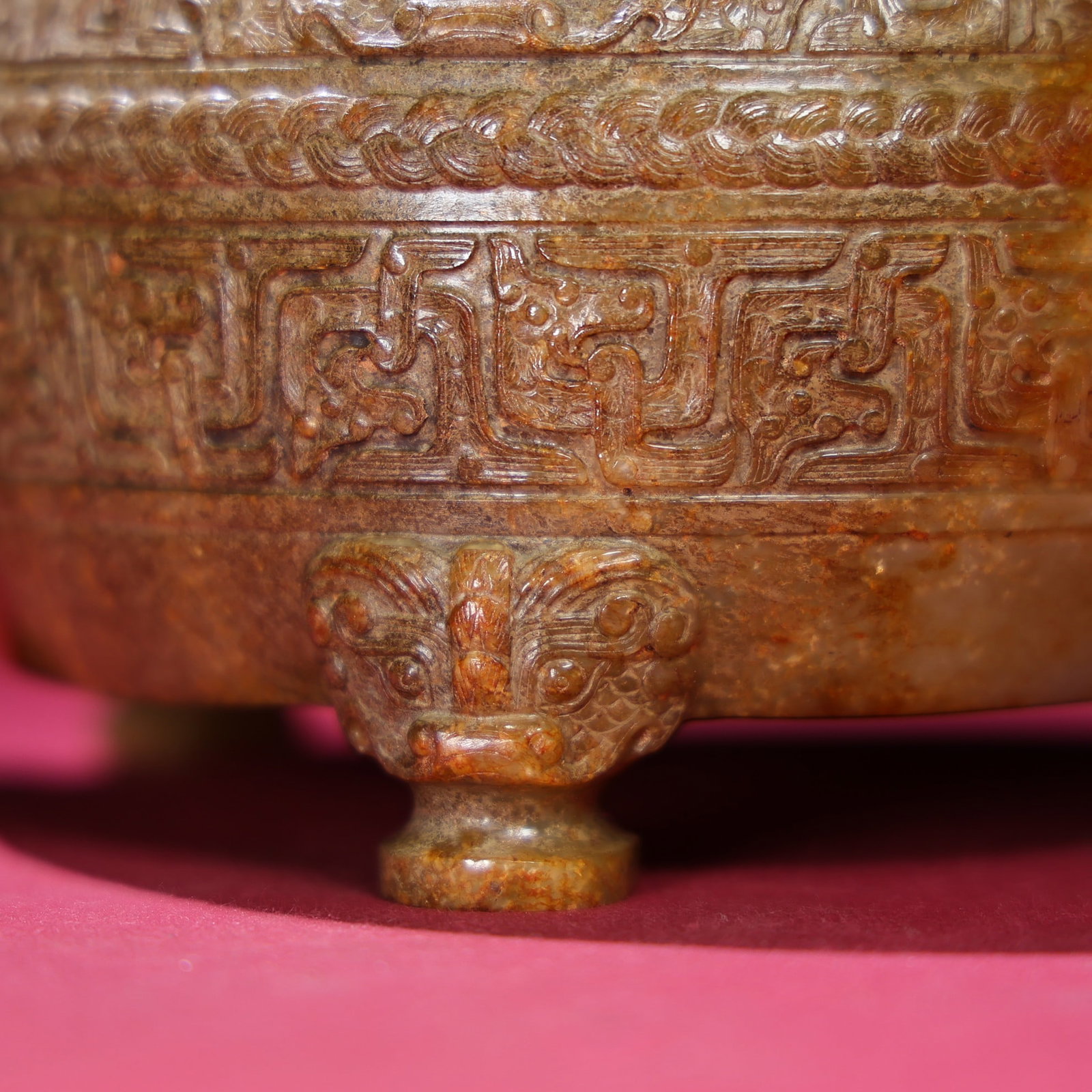 Chinese Qing Dynasty Hetian Jade Incense Burner - 9