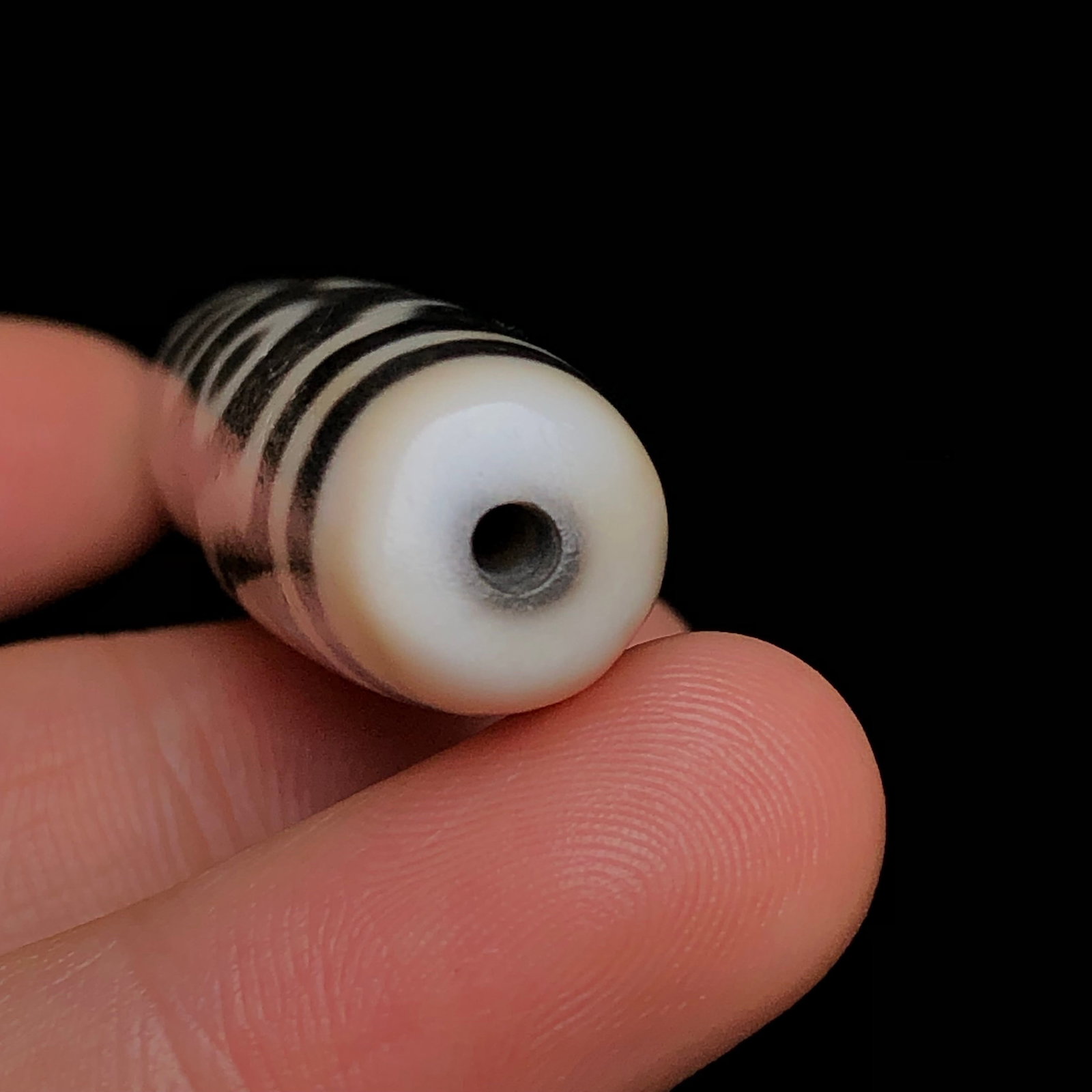 Old Tibetan Seven Eyes DZI Agate Pendant - 9