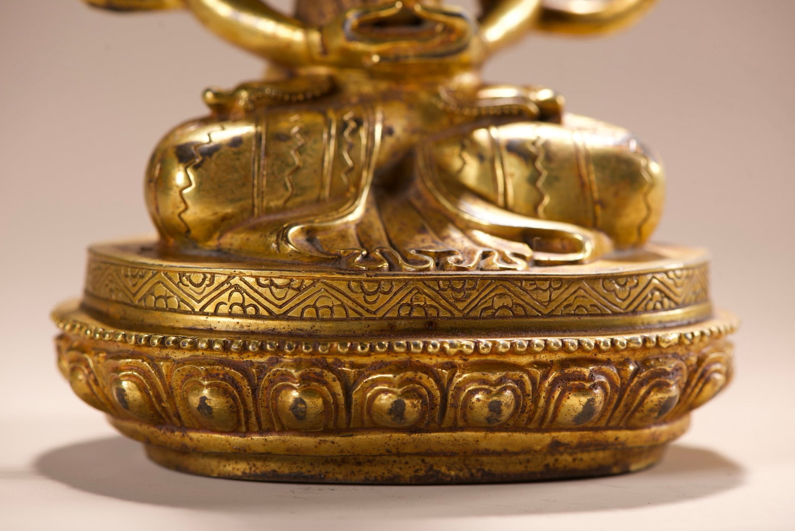 Old Gilt Gold Bronze Buddha Statue - 5