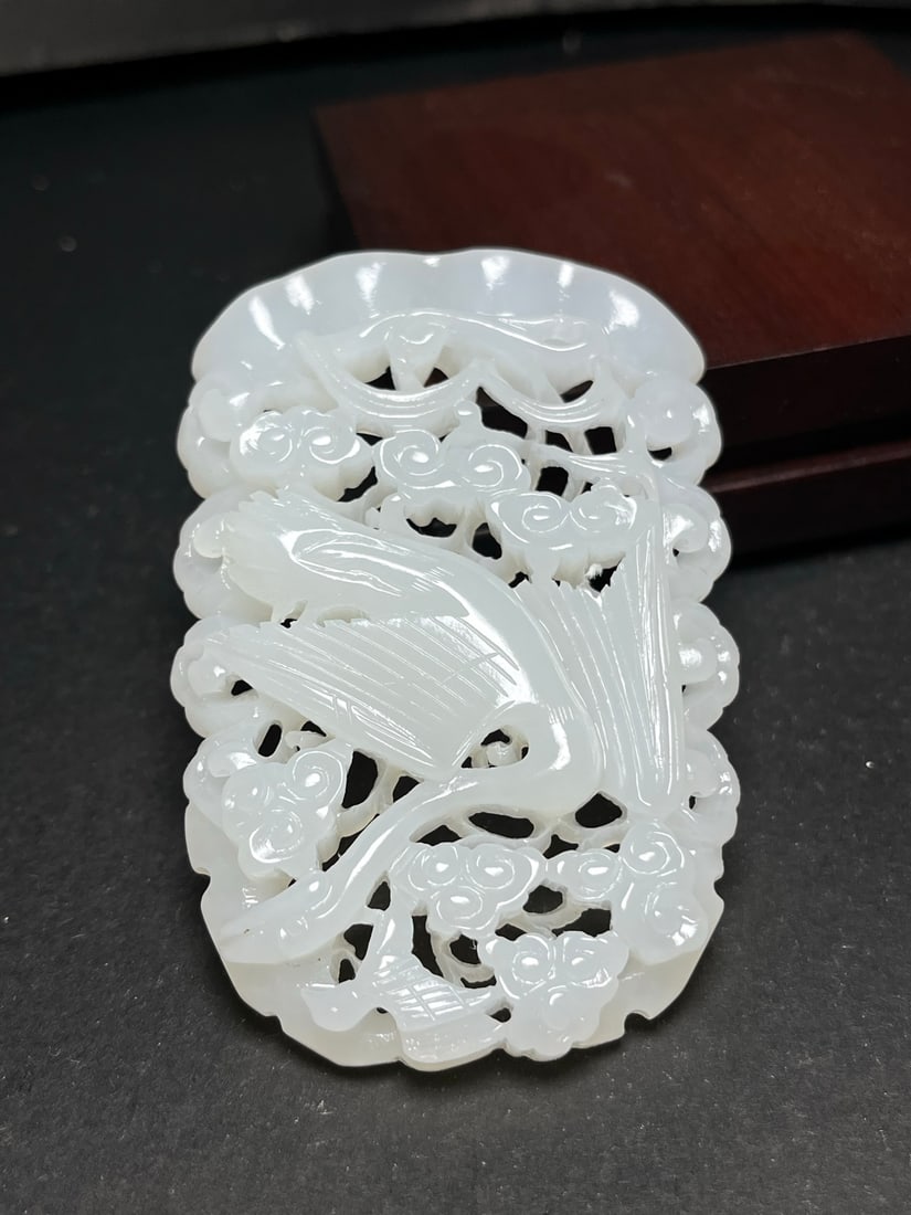 Openwork Natural White Hetian Jade Crane Pendant - 3