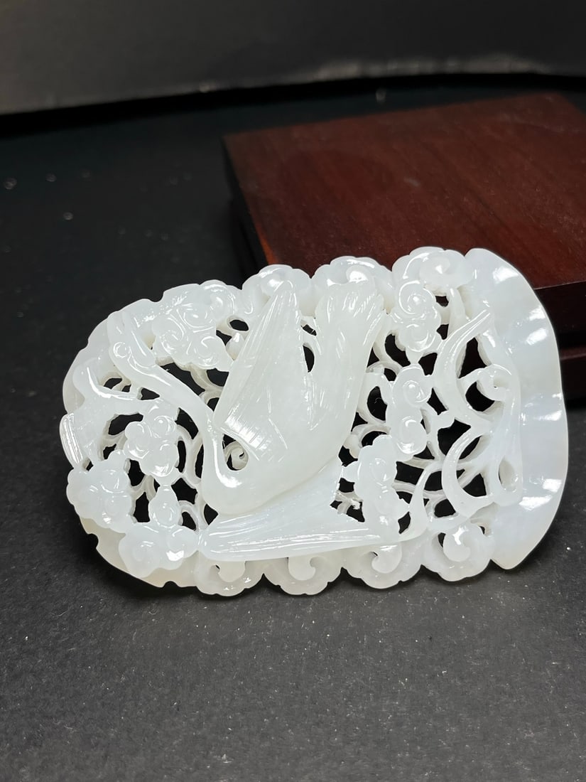 Openwork Natural White Hetian Jade Crane Pendant - 4