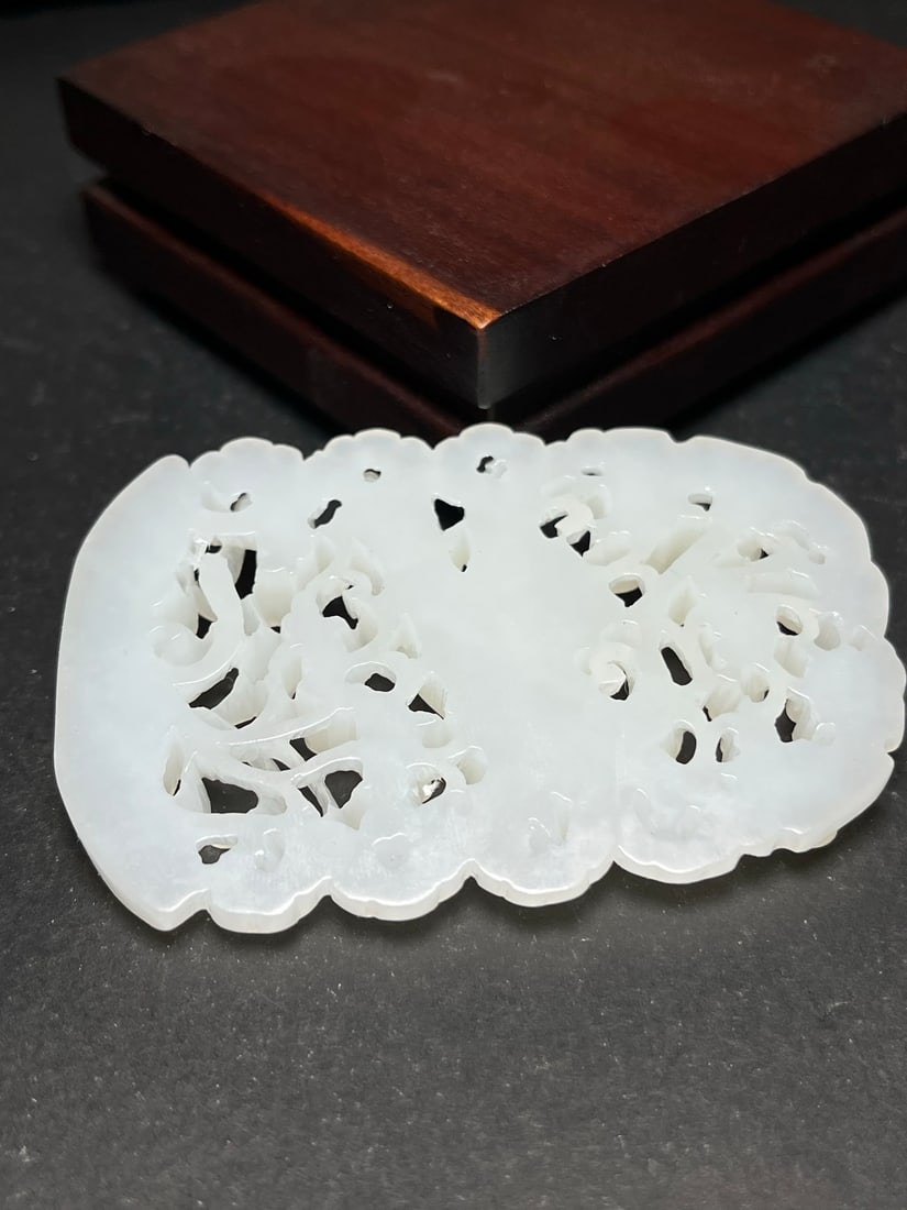 Openwork Natural White Hetian Jade Crane Pendant - 6