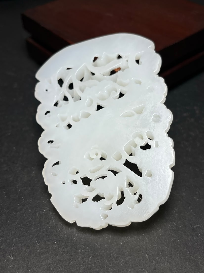 Openwork Natural White Hetian Jade Crane Pendant - 7